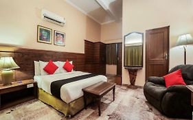 Capital O 10953 Dayal Lodge - A Boutique Hotel